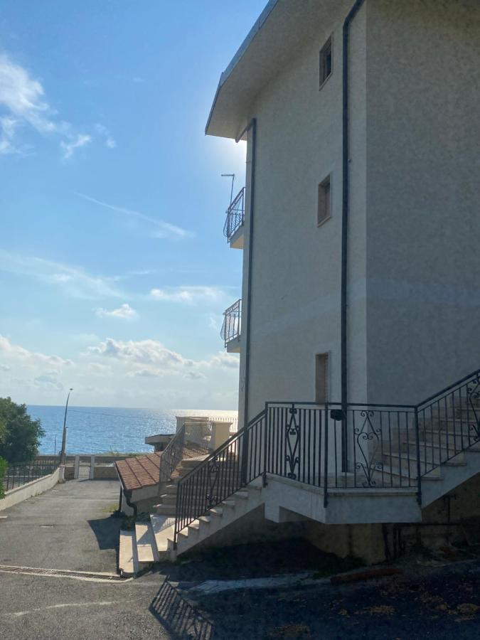 Vista Al Tramonto B&B Falerna Exterior photo